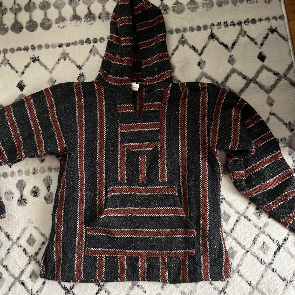 Drug rug sweatshirt
